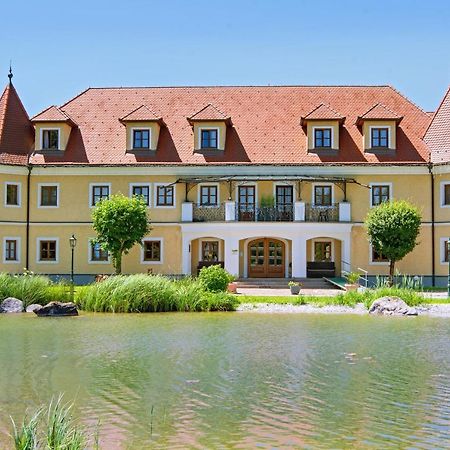 Almtalhotel Appartements In Pettenbach ภายนอก รูปภาพ