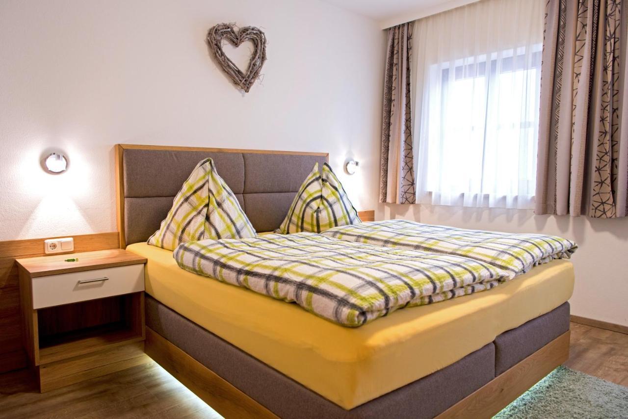 Almtalhotel Appartements In Pettenbach ภายนอก รูปภาพ