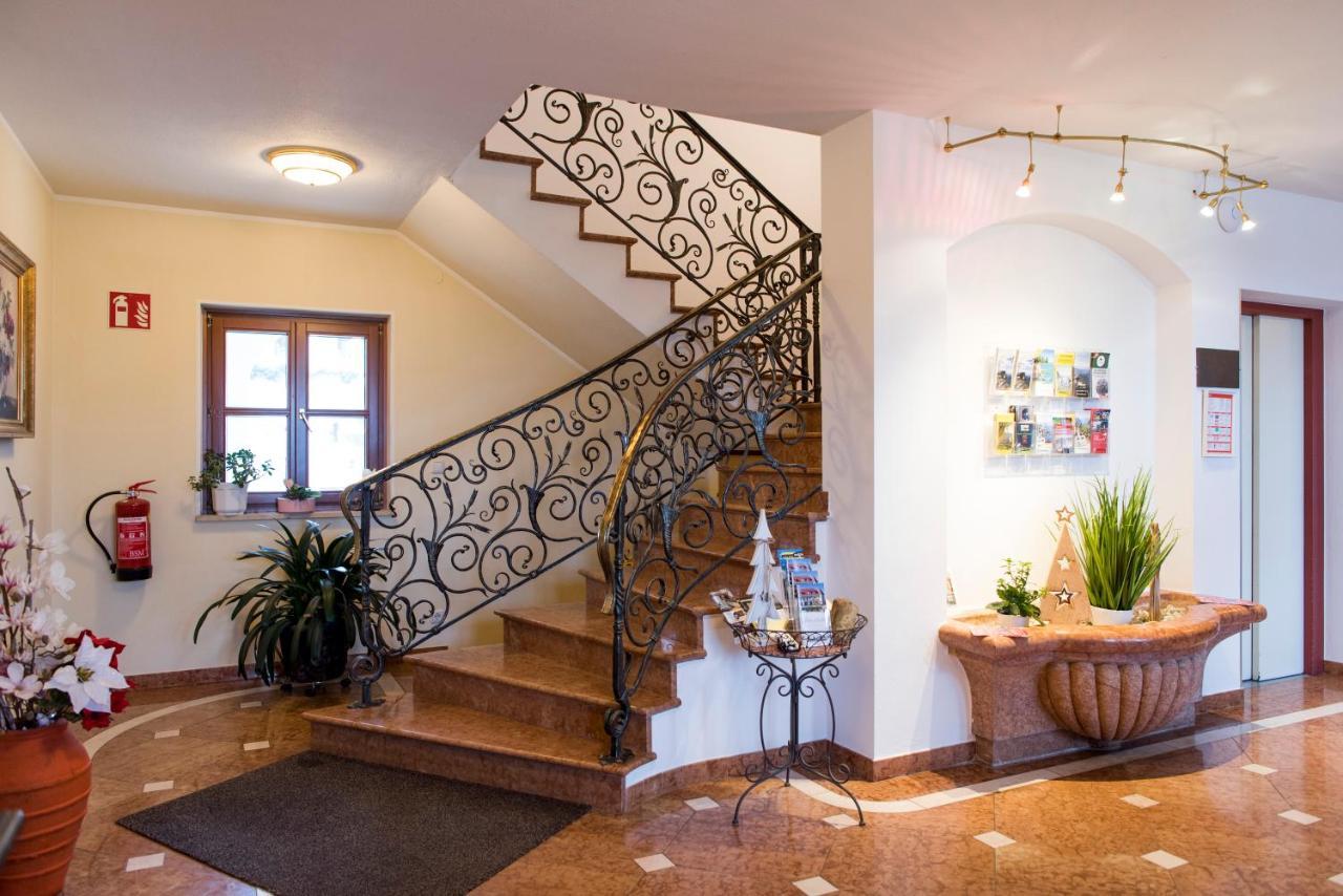 Almtalhotel Appartements In Pettenbach ภายนอก รูปภาพ