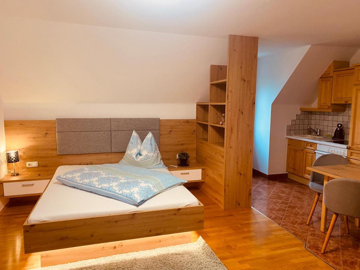 Almtalhotel Appartements In Pettenbach ภายนอก รูปภาพ