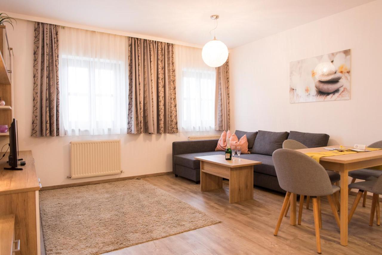 Almtalhotel Appartements In Pettenbach ภายนอก รูปภาพ