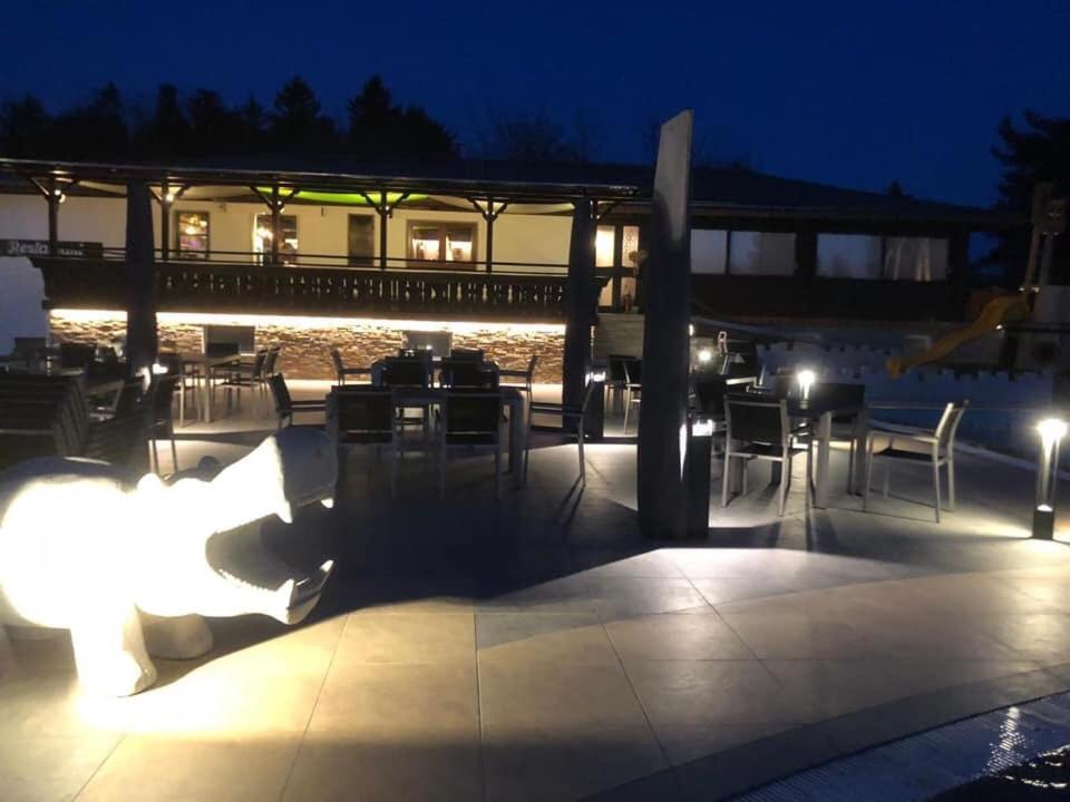 Almtalhotel Appartements In Pettenbach ภายนอก รูปภาพ